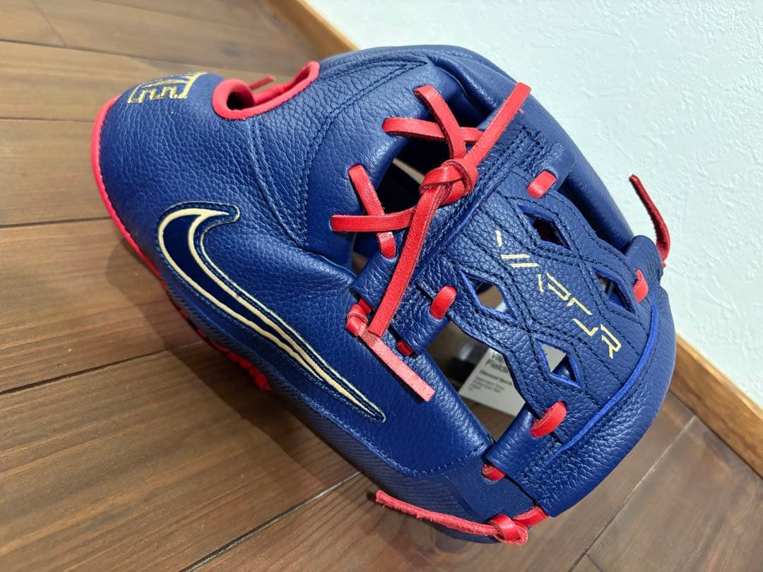 新品　ナイキ　野球グローブ　NIKE Vapor Fielding Glove