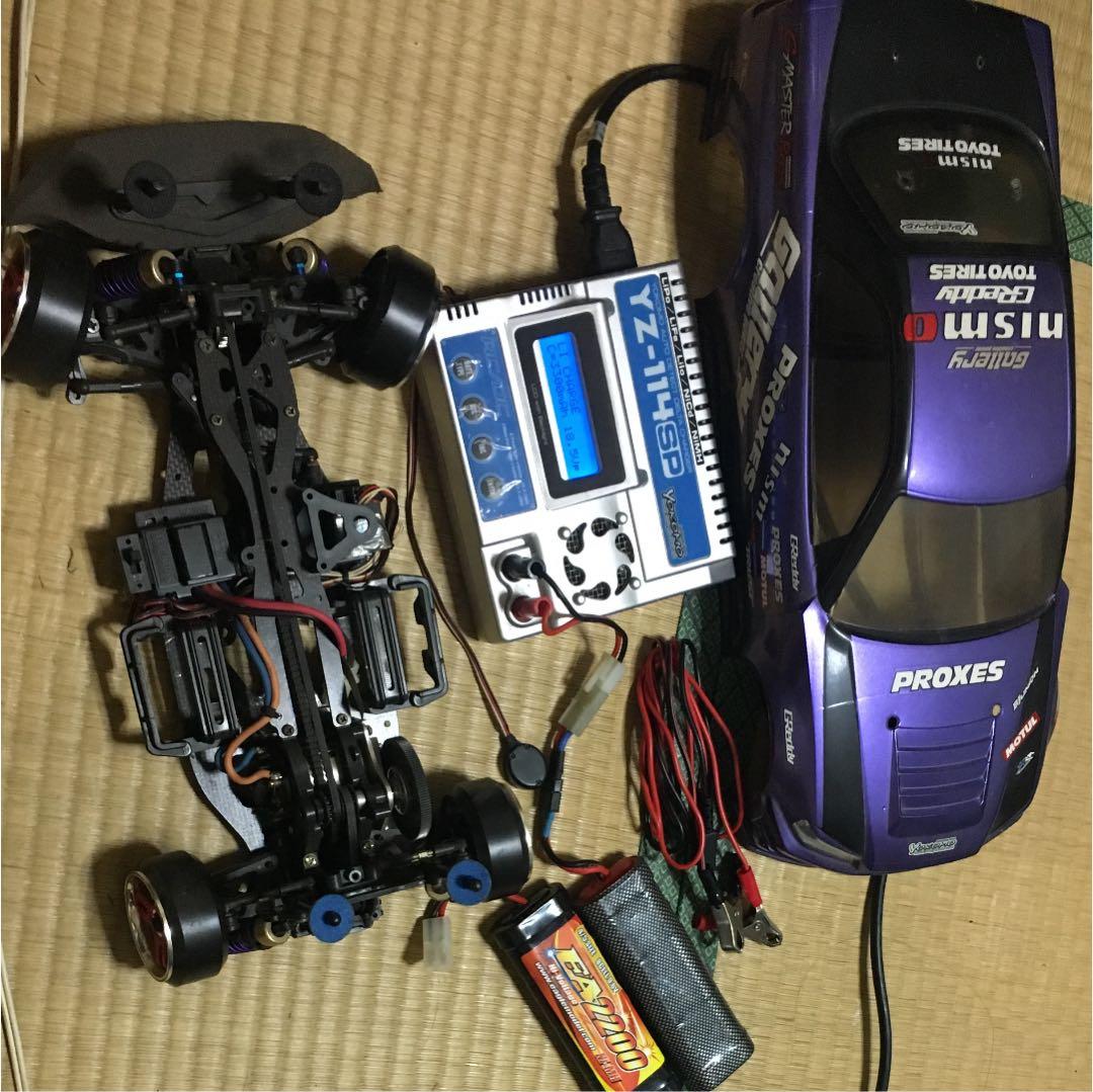 値下げしました  ヨコモ ドリパケ 即ドリ カーボンシャーシ 充電器 おまけ有