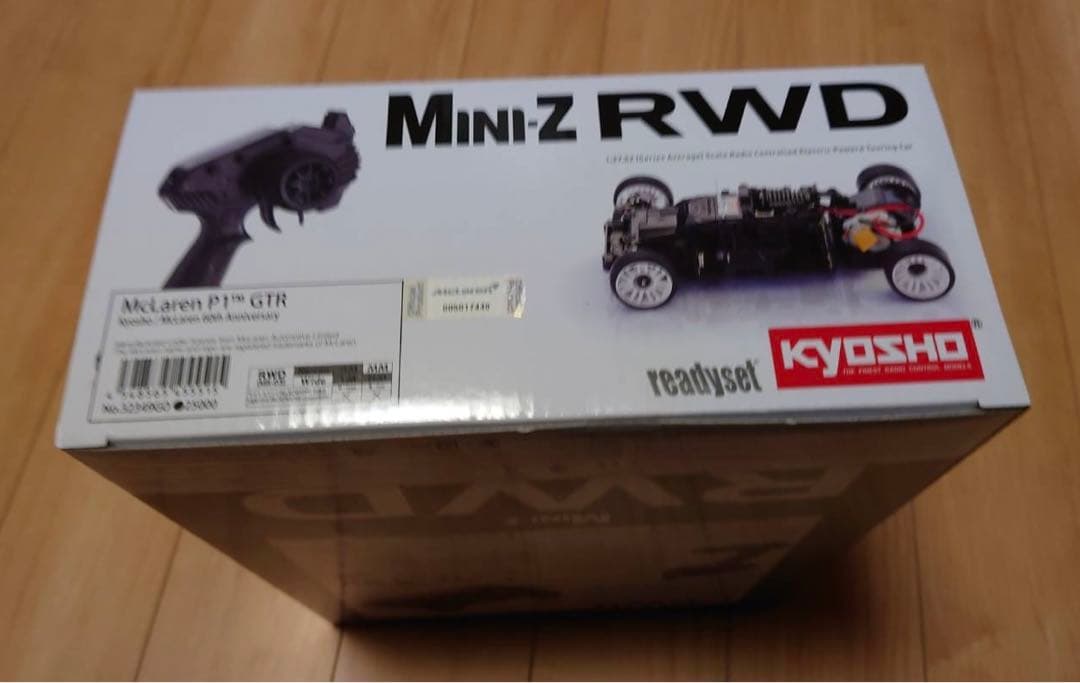 京商ミニッツRWDレディセット　マクラーレンP1 GTR 60周年記念仕様