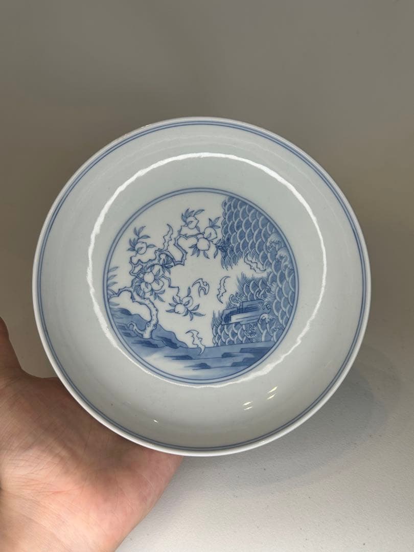 中国 大清雍正年製 青花染付 山水図 皿 背面寿字文 古陶磁 骨董品