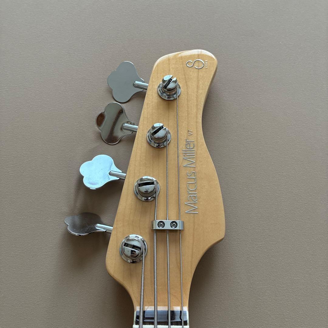 Marcus Miller Sire V7 4st mod 保証書付き