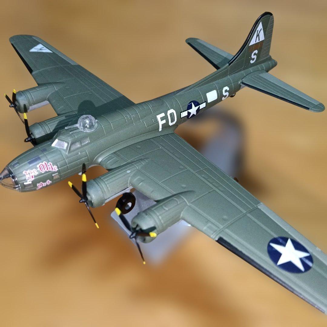 ボーイング B-17 フライングフォートレス（Flying Fortress）