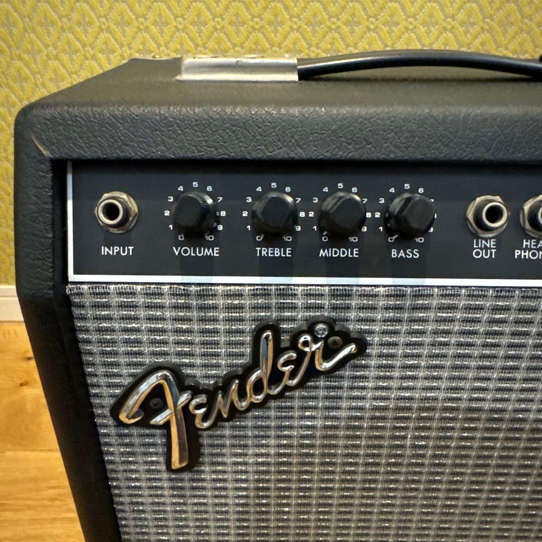 正常動作品 Fender Japan SQUIER BASS ベース用コンボ