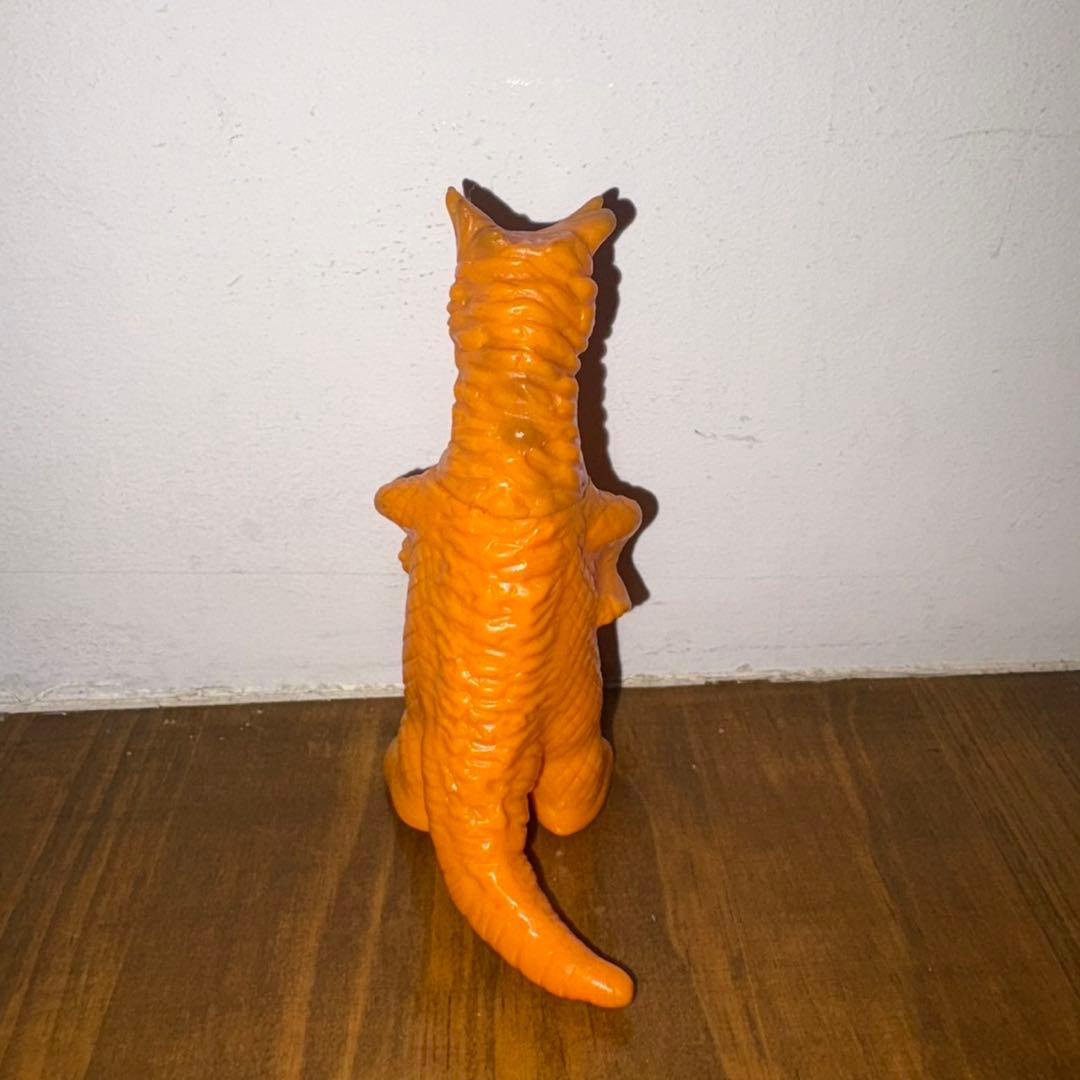 TAA7 ブルマァク ミニサイズ ベムラー ソフビ