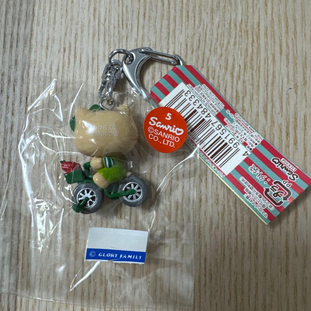 ご当地キティ　軽井沢限定　自転車　日焼け　マスコット　キーホルダー　新品