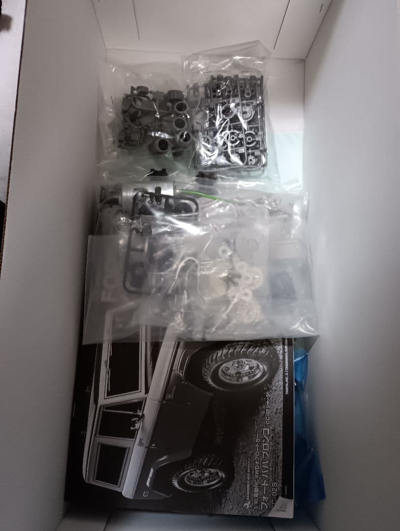 タミヤ CC-02 Ford Baja Bronco ブロンコフルベアリング付き