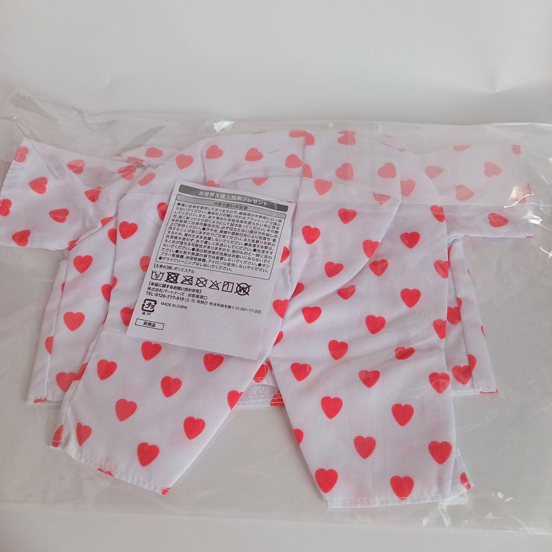 おしゃべりみーちゃん本体と服6枚セット