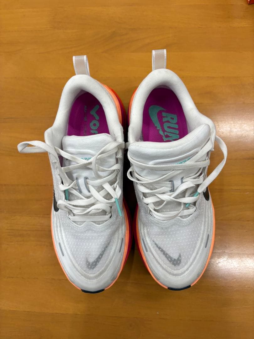 Nike ボメロプラス24 レディース