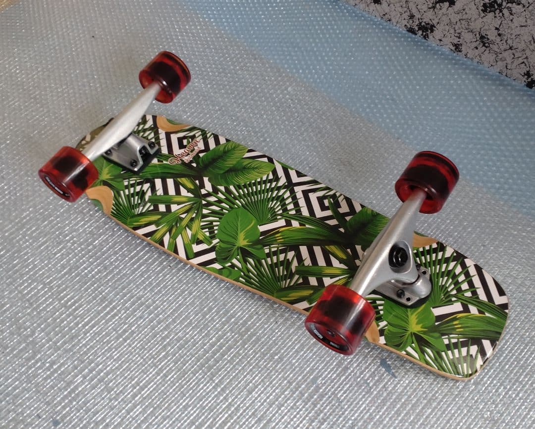 28＜税送料3638円込み＞前後カービングトラック搭載 ヘブン ２８ショートクル