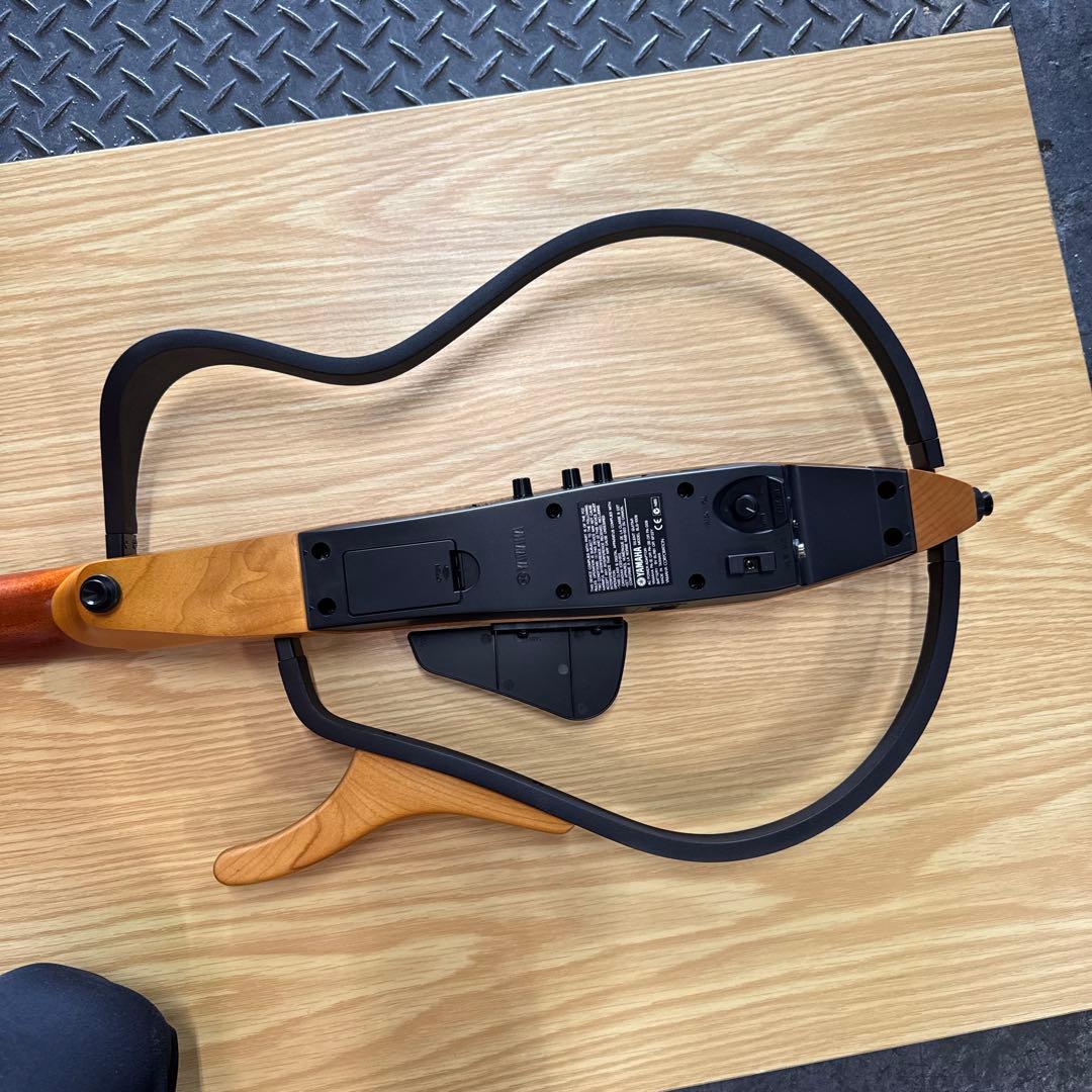 Yamaha エレクトリックアコースティックギター