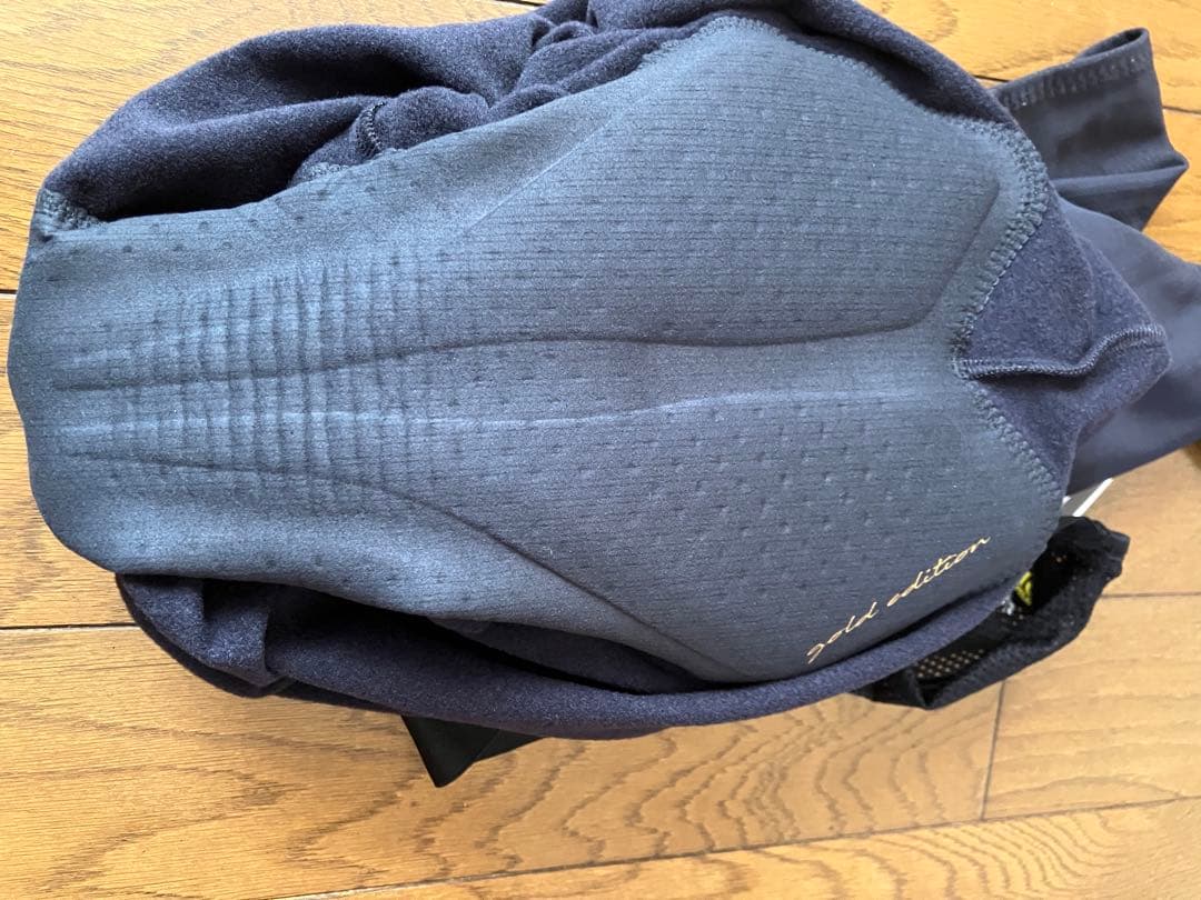 新品　ビブタイツ カペルミュールライオンエンブレム　Ｌサイズ