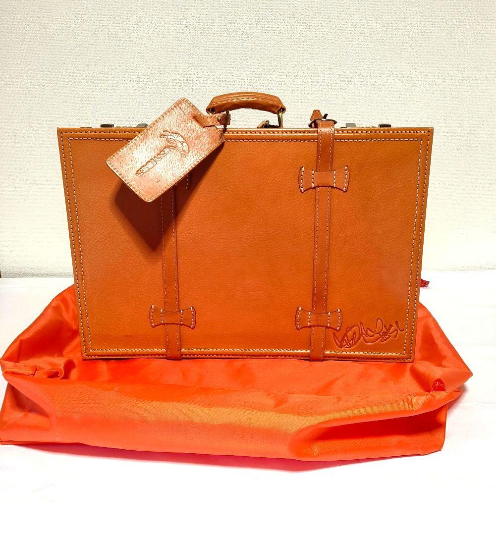 (非売品) KIRIN キリン一番搾り イチローイチ番レザーサイン入りトランク