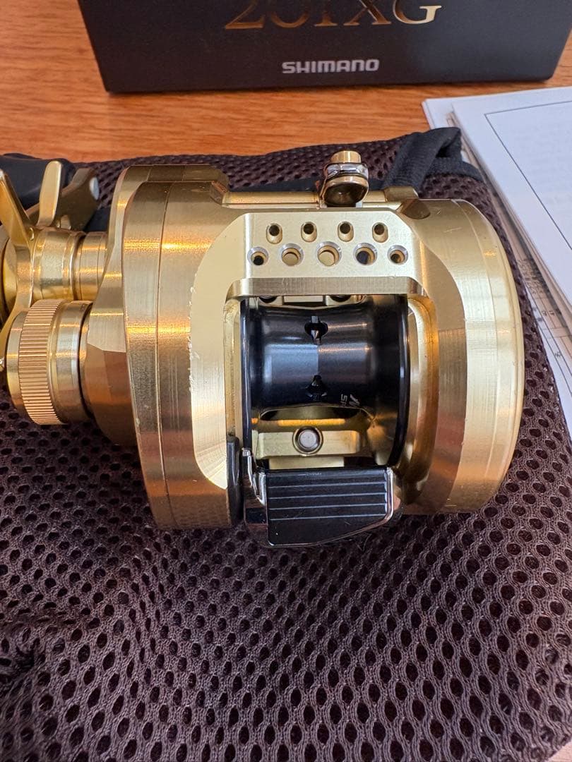 美品　シマノ　23 コンクエスト 201 XG