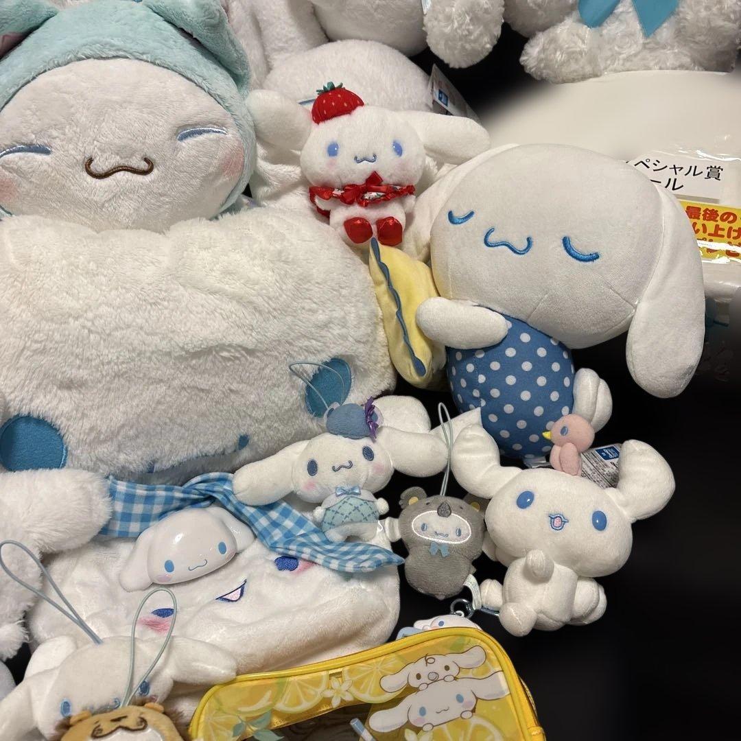 160サイズぱんぱん　大量　シナモンロール　ぬいぐるみ　グッズ　まとめ売り