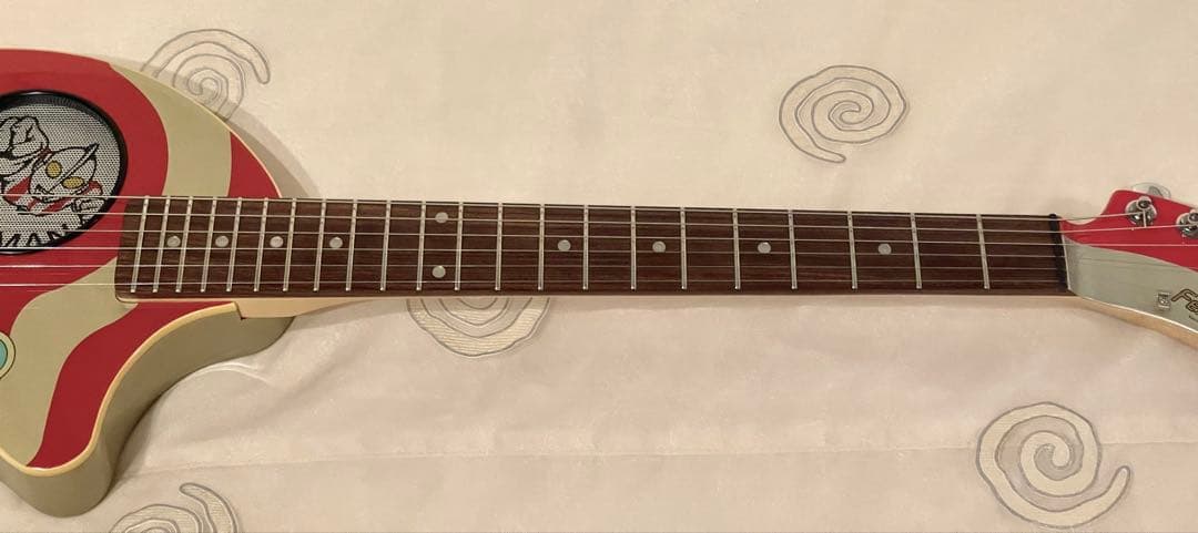 FERNANDES ZO-3 ウルトラマン 改造ハイゲイン/エフェクトループ付