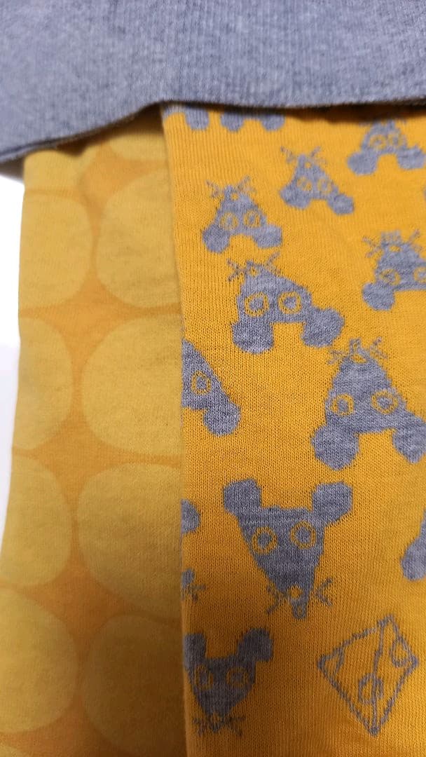 ハンドメイド　黄色の服