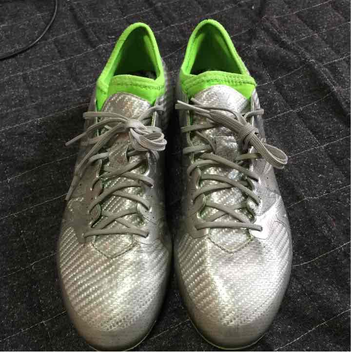 アディダス Ｘ KAMO限定