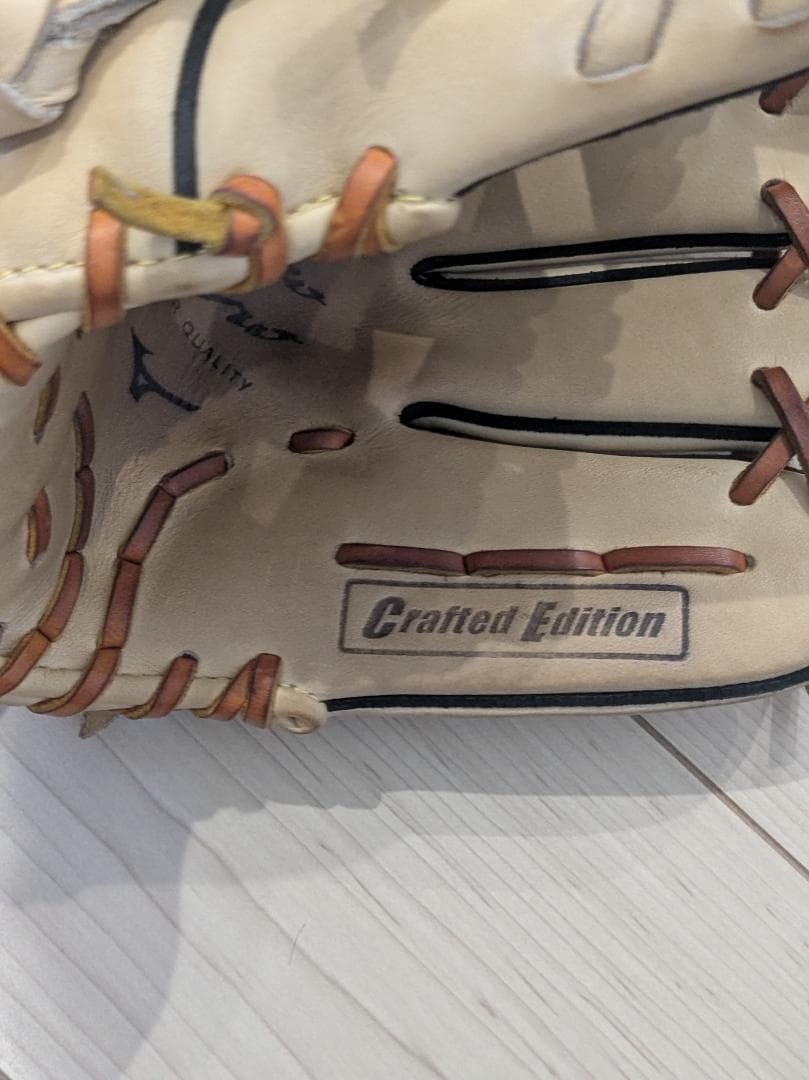 【Xmas限定価格】ミズノ　軟式CRAFTED EDITION タティスJr型