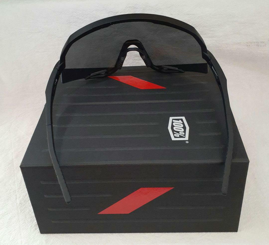 100% Slendale マットブラック ワンハンドレッド サングラス