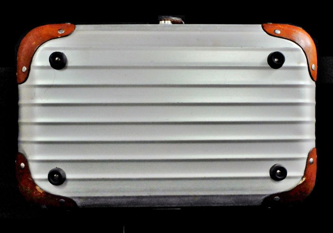 リモワ トパーズ『ASSIMA』ALビューティケース 17L【LTD/激レア】