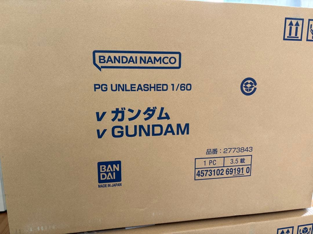 新品未開封 PG UNLEASHED 1/60 νガンダム 逆襲のシャア