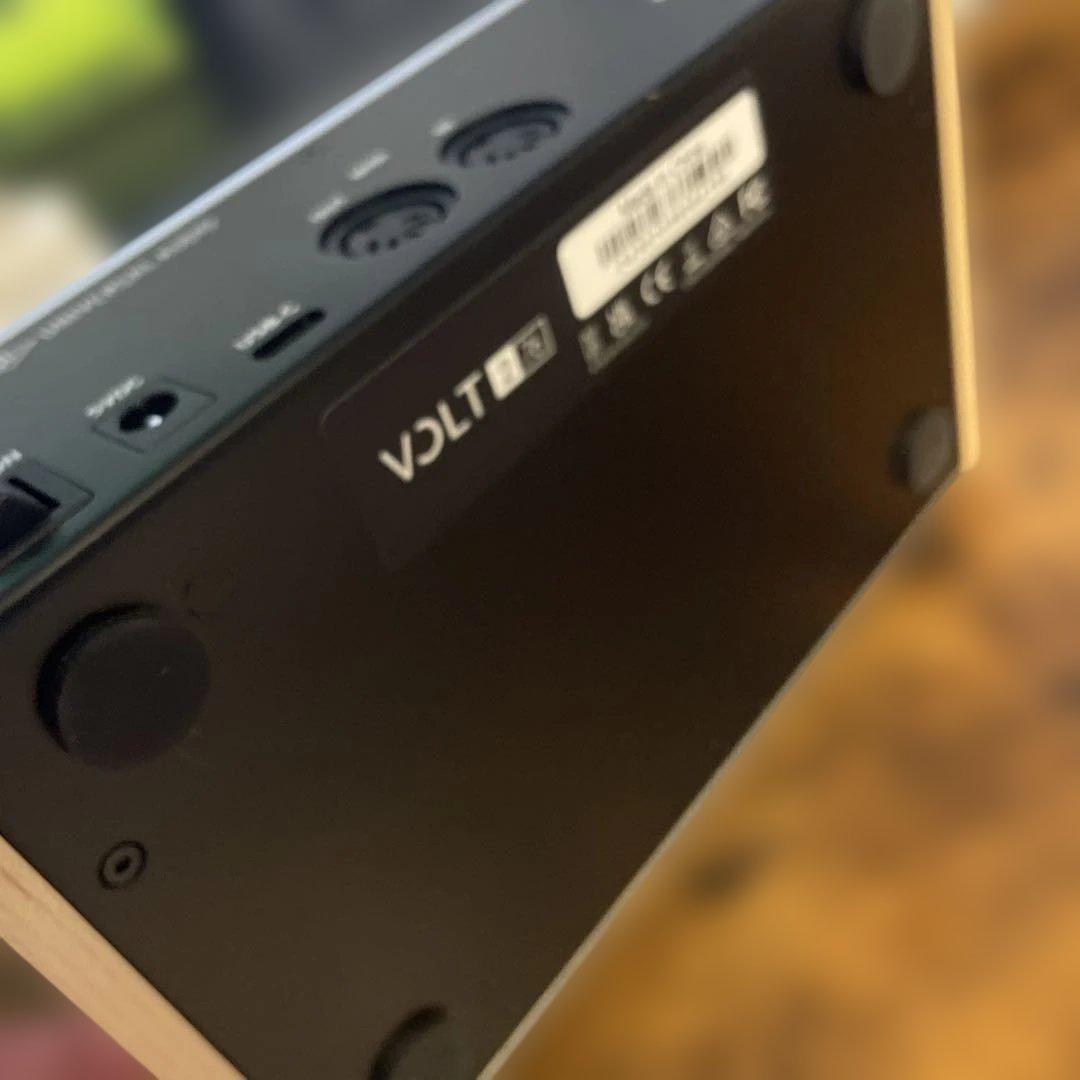 Volt 2 76 オーディオインターフェイス