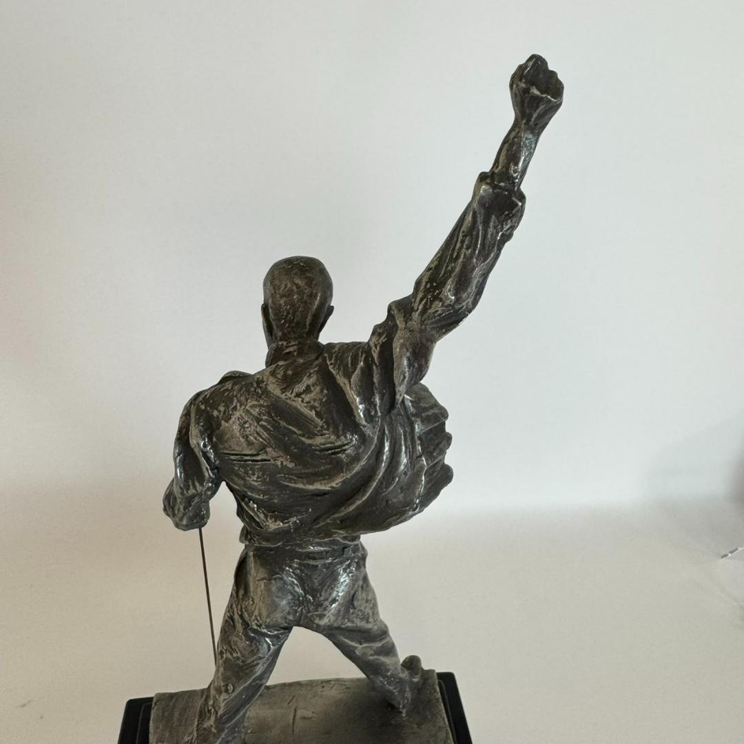 希少 フレディマーキュリー 像 オブジェ 置物 高さ45㎝ クイーン 金属製