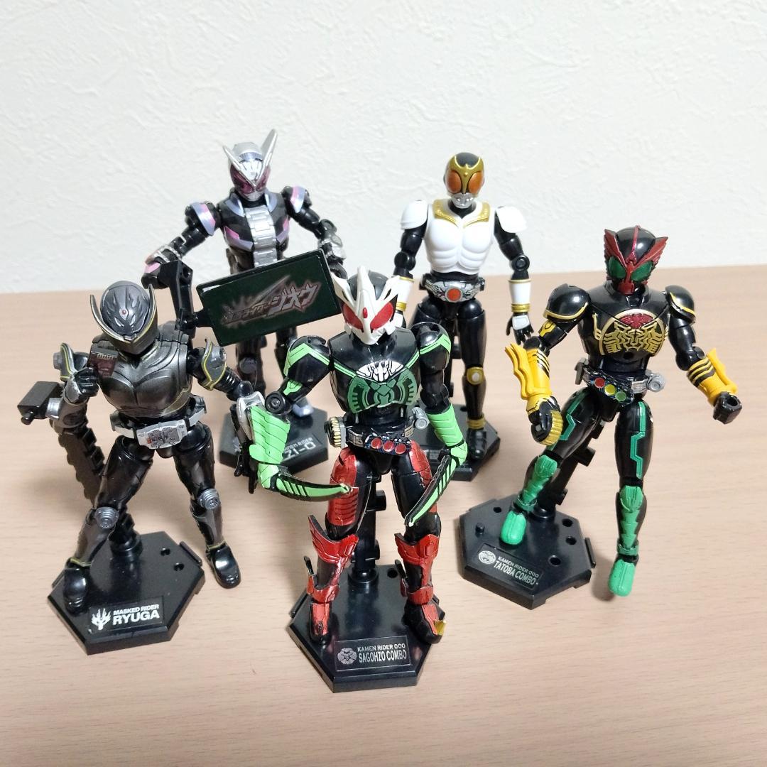 仮面ライダー装動　まとめ売り　本体36体　パーツ20個　JUNK　部品多数