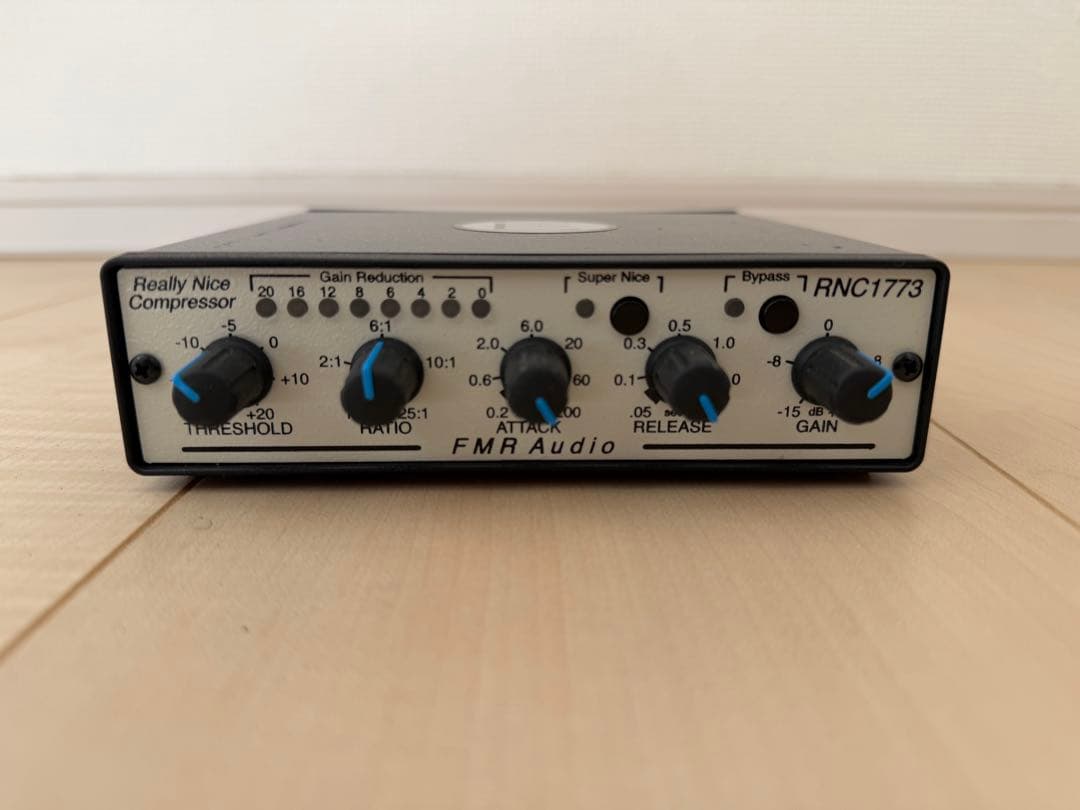 FMR Audio RNC1773 コンプレッサー