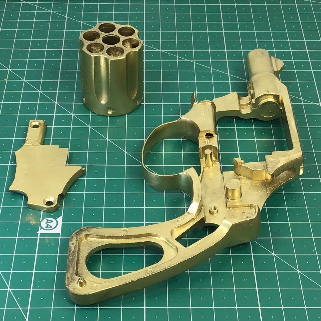 トイガン COLTディテクティブ フレームセット 金色塗装 銃口閉鎖 合法品