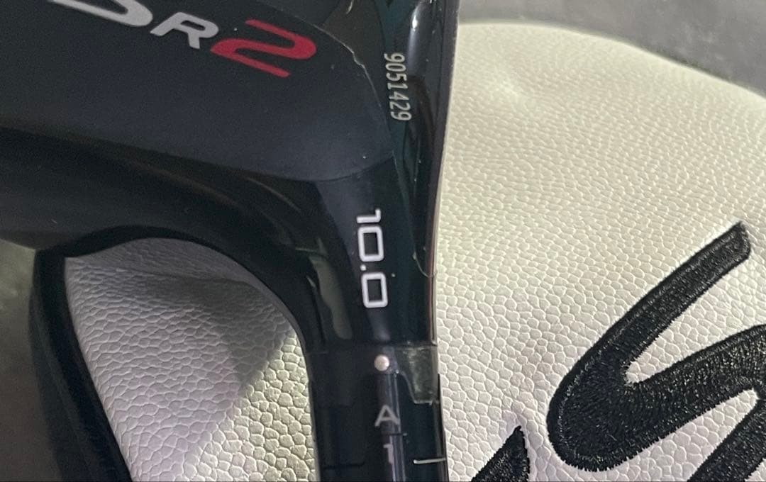 中古　タイトリスト　TSR2 ゴルフ 1W ロフト角10度　ヘッドカバー付