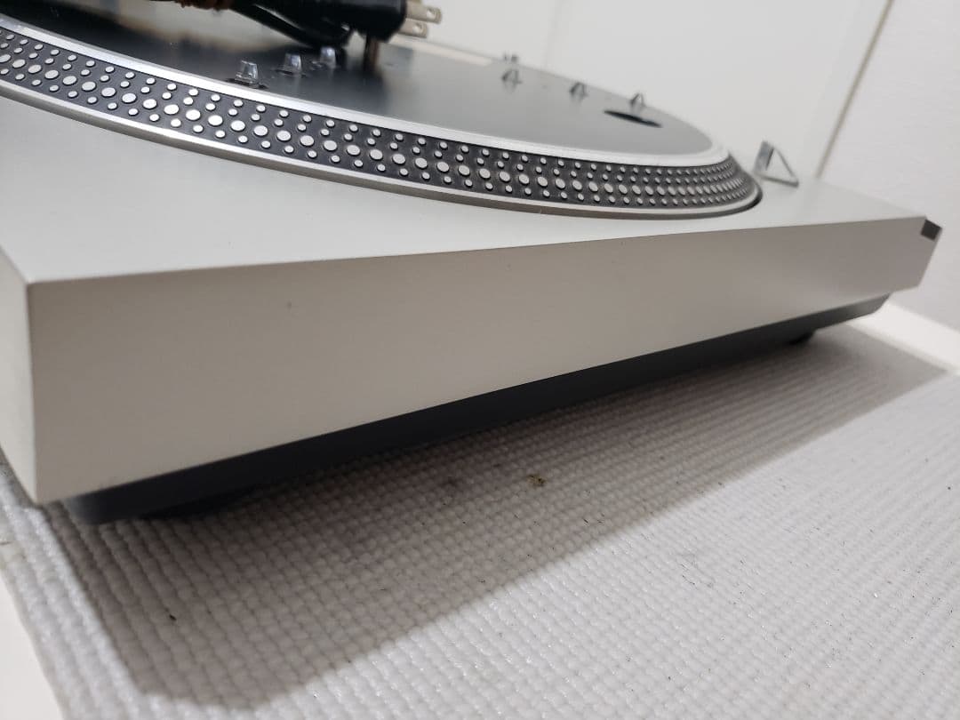 Technics SL-1600 MK2 ターンテーブル（希少品、美品）