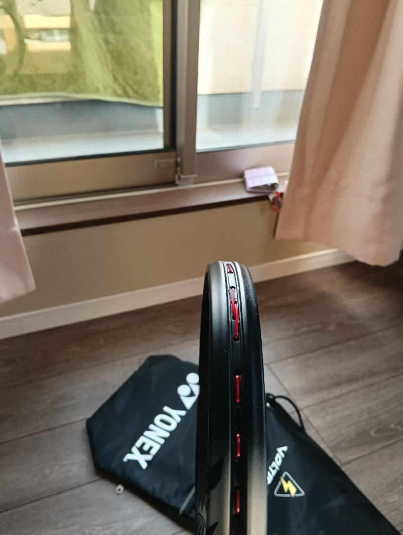 佐藤　YONEX ボルトレイジ8S
