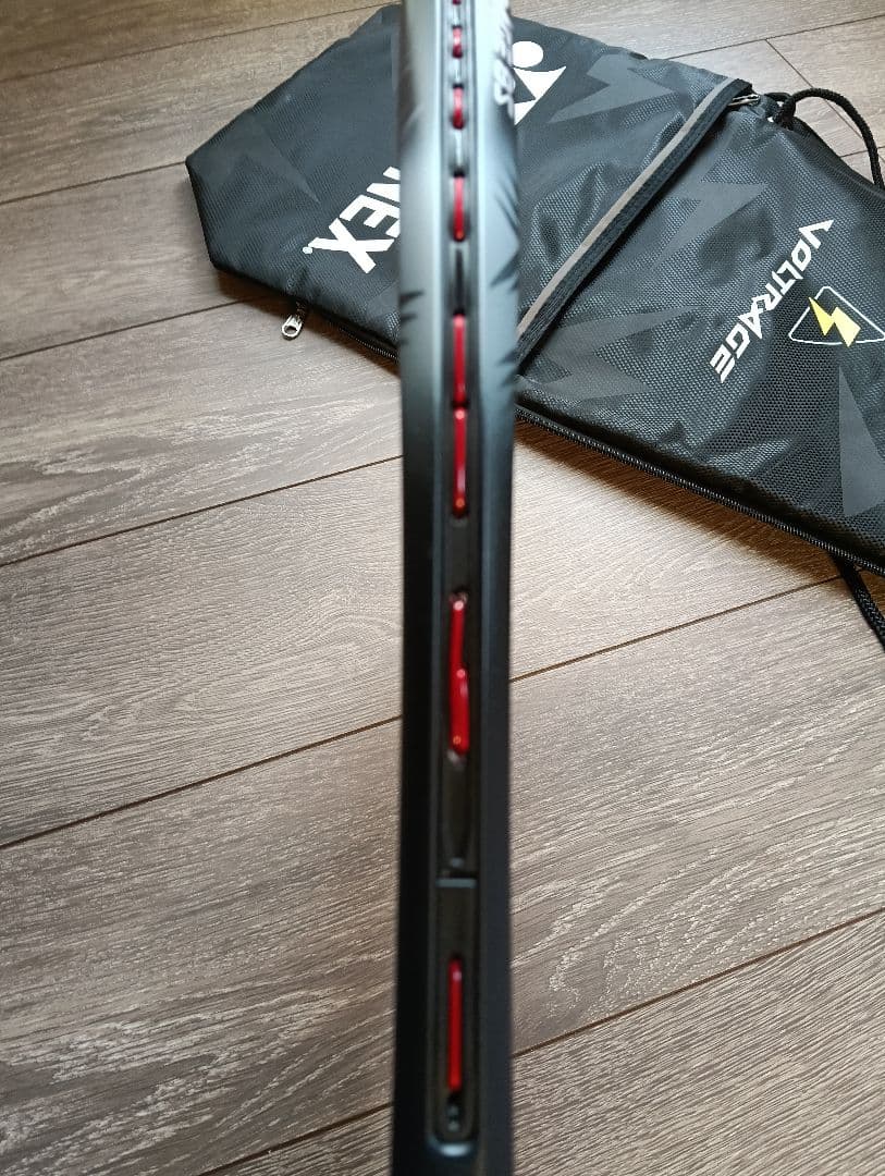 佐藤　YONEX ボルトレイジ8S