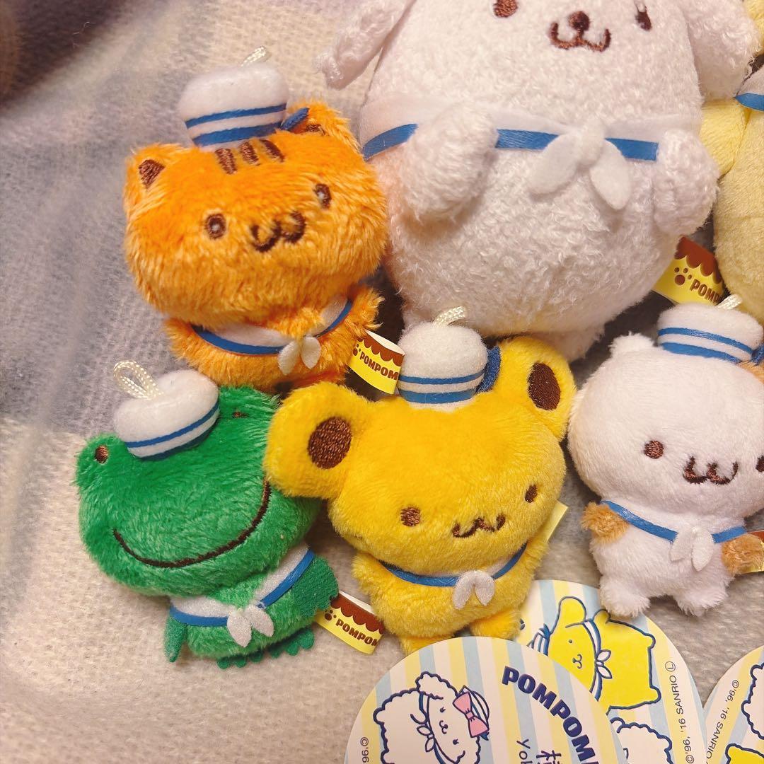 ポムポムプリンカフェ　横浜　マリン　マスコット