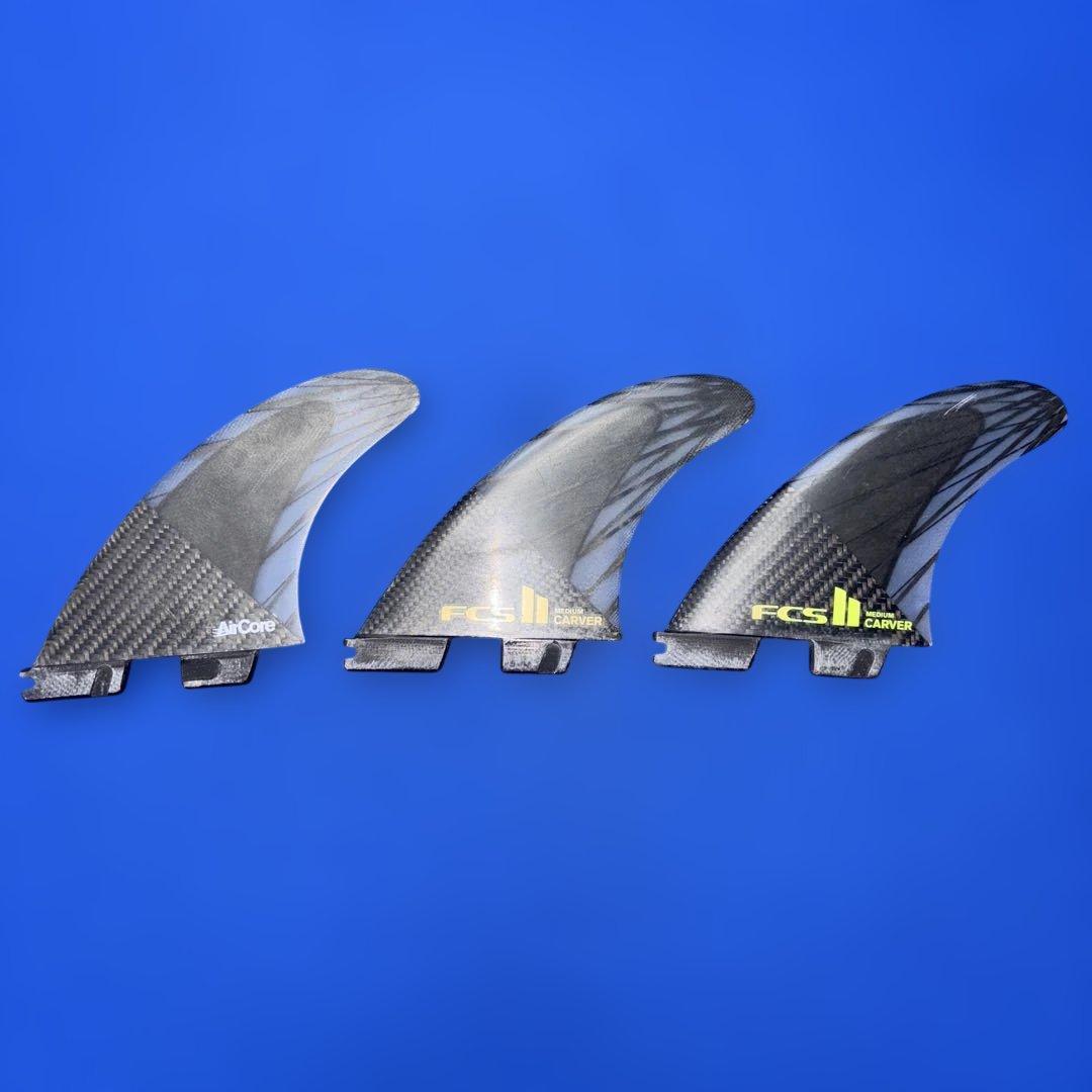 Essential Series CARVER PC CARBON Mサイズ