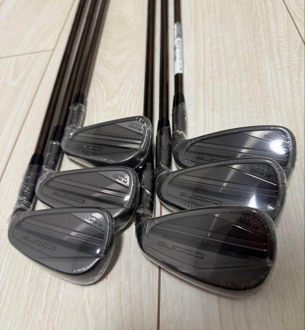 コブラ キングツアー　cobra アイアン　新品未使用　限定　アイアンセット