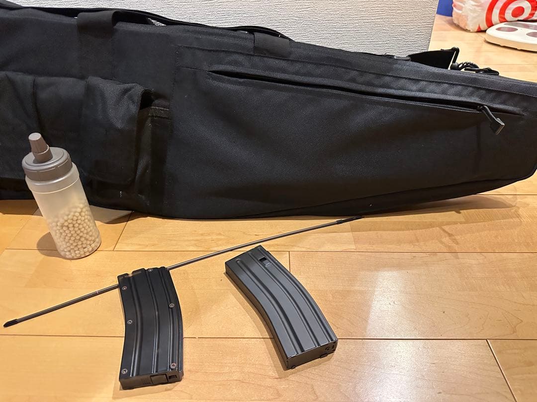 美品　東京マルイ　コルト M4A1カービン