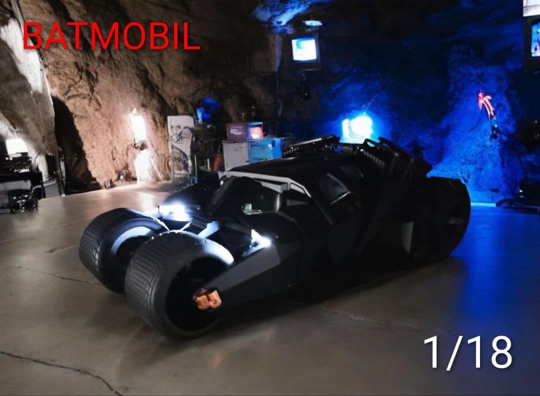 ★未使用 バットモービル 1/18 ダイキャスト ミニカー バットマン レア品