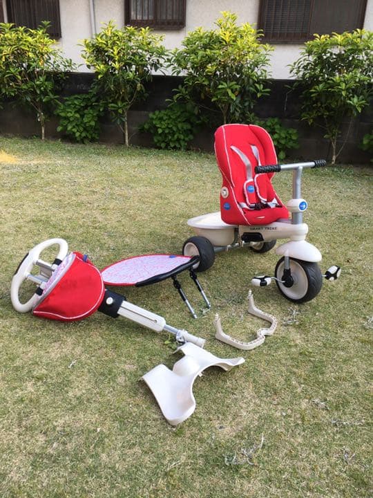 美品　三輪車　smart trike 女の子