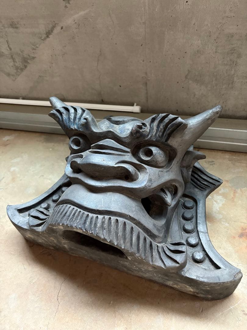 年代物　貴重　鬼瓦