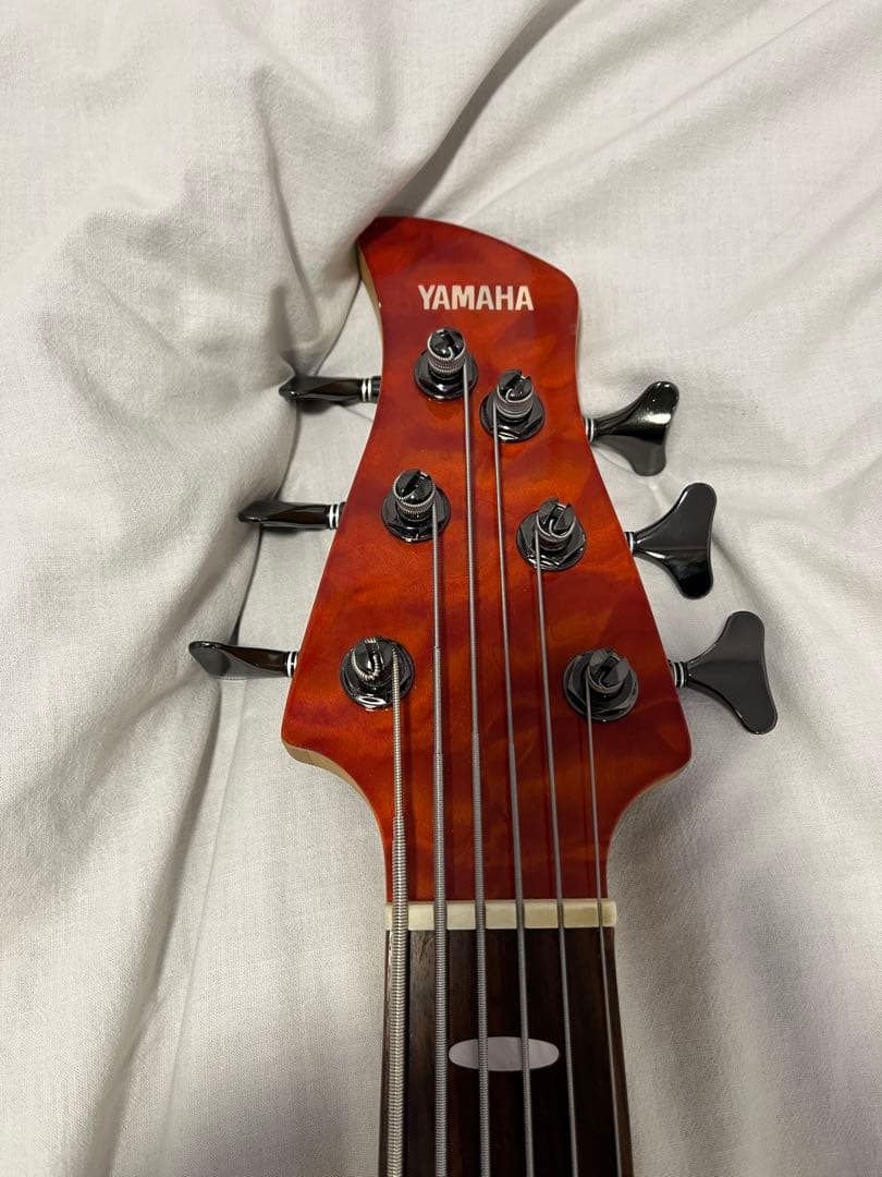 【6弦ベース】YAMAHA　TRB1006J