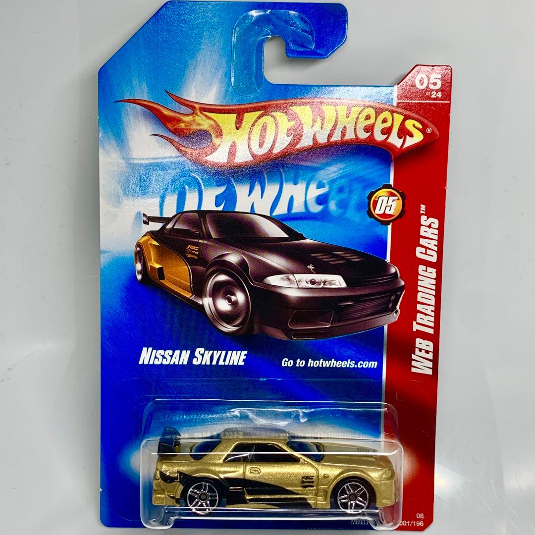 ホットウィール 日産 スカイライン GT-R BNR32 金/黒