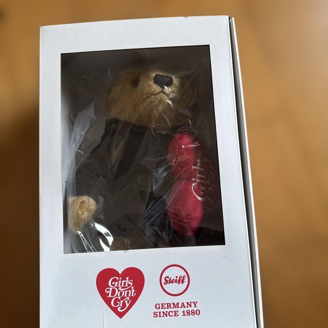 Girls Don't Cry × Steiff Teddy Bear