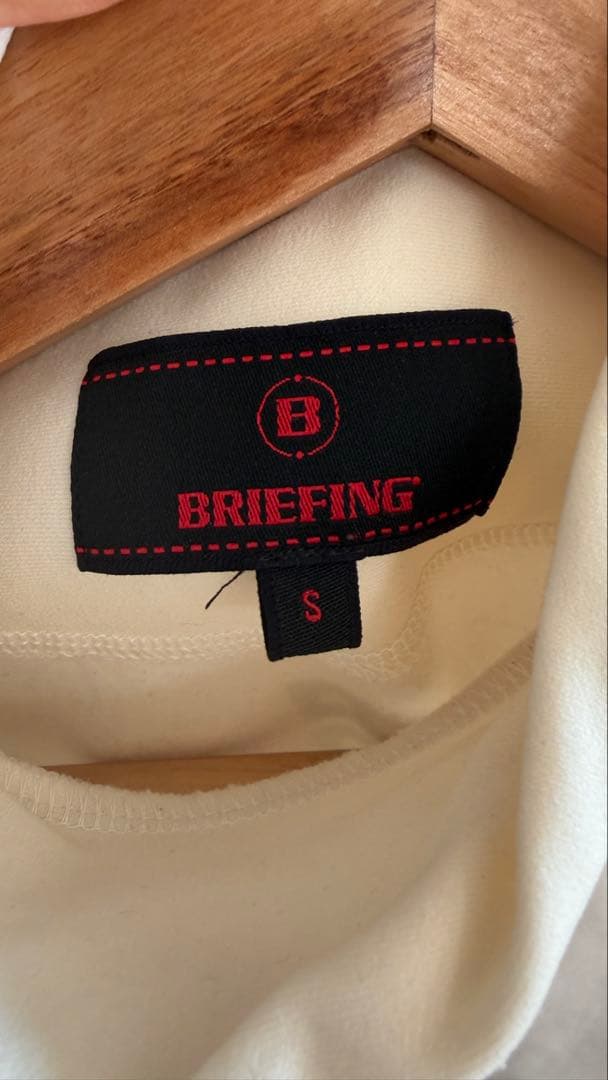 BRIEFING 長袖ハイネックシャツ ホワイト