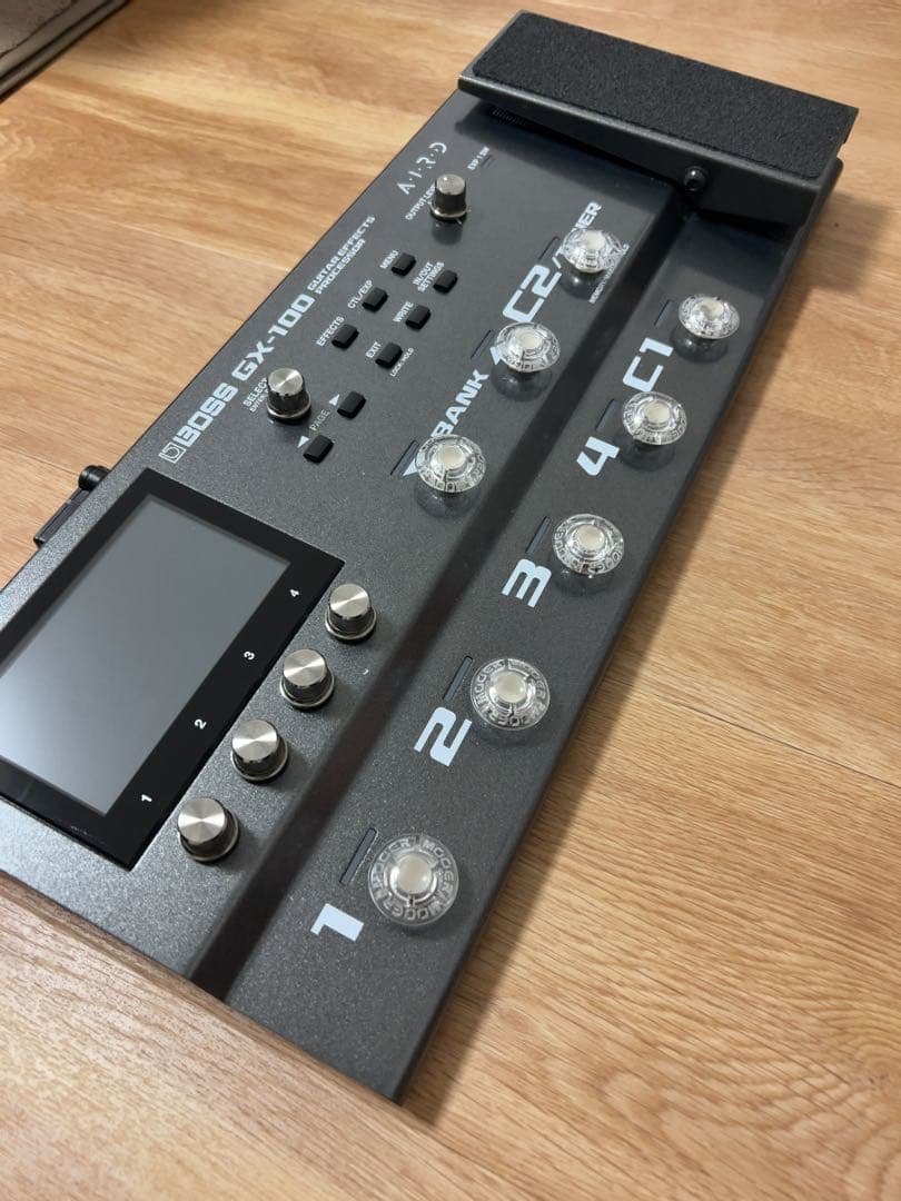 （美品）BOSS GX-100 ギターエフェクトプロセッサー