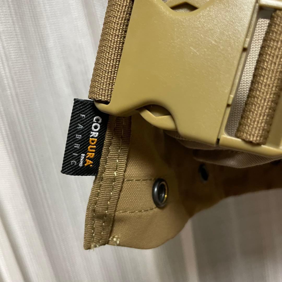 コーデュラ製カーキタクティカルベスト