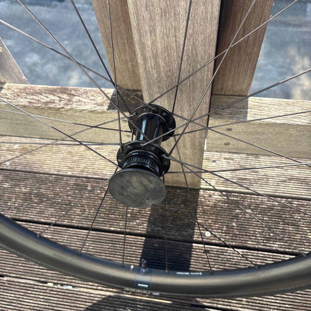 Growtac equal グロータック　カーボンホイール