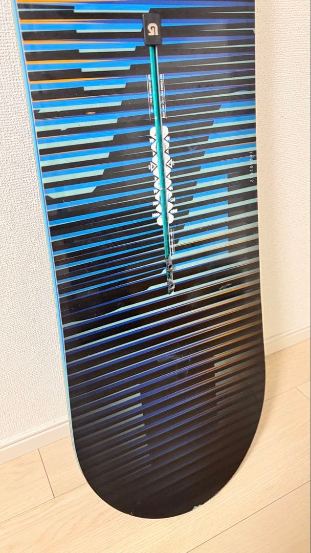 スノーボード グラデーションストライプデザイン