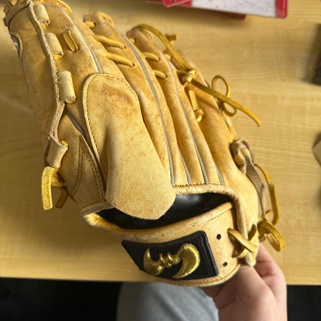 ジームズ軟式グローブ投手用